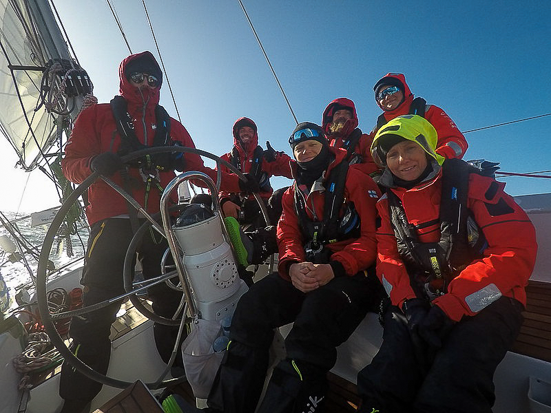 #8 2nd leg Cape Town to Auckland crew on deck
